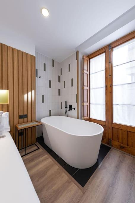 Precioso Loft Con Banera De Isla Alcoi Exterior foto